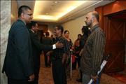 Mr Rajan (AmBAnk HR) with En Rawi (Standard Chartered HR)
